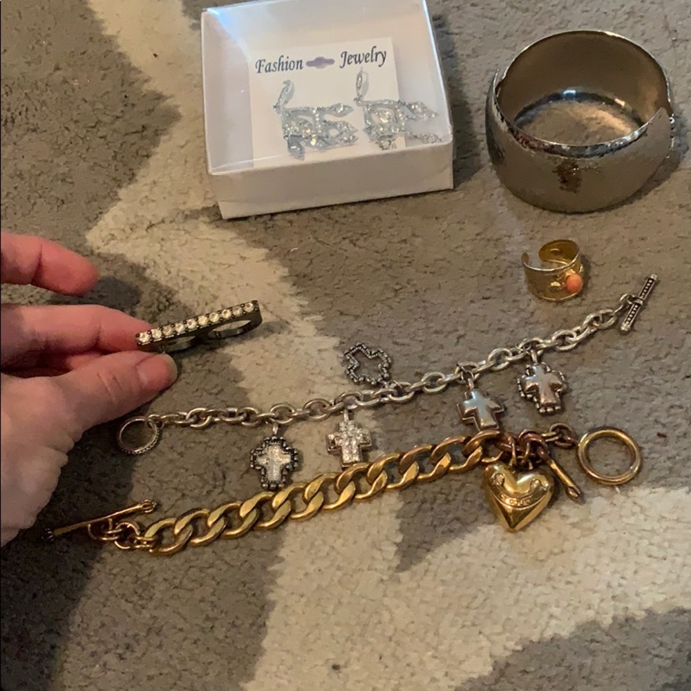 Fashion jewelry